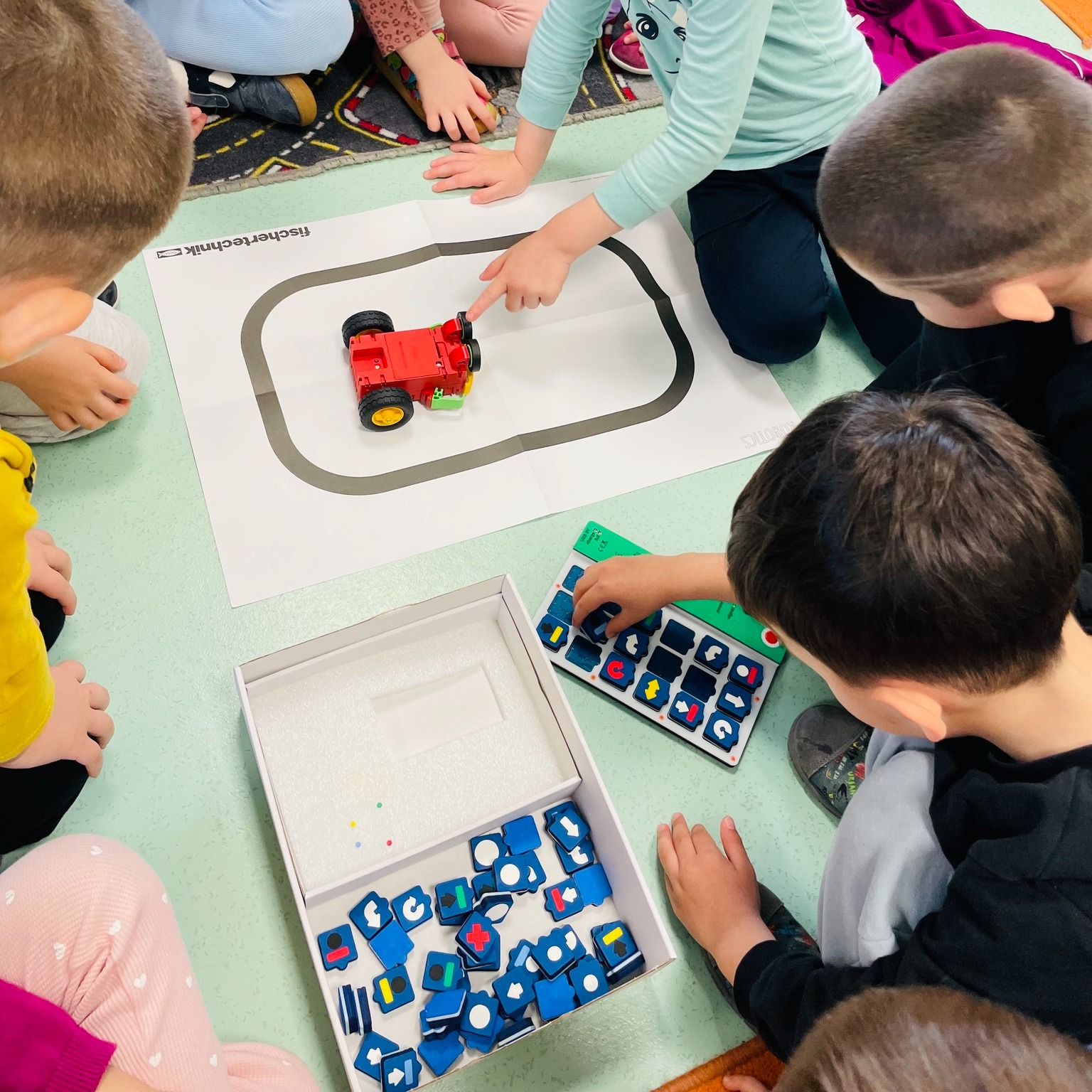 STEM ZA POSUDIT – Projekt koji je promijenio obrazovanje u istočnoj Slavoniji! 11 493503266 1024559719827001 529023461749530910 n